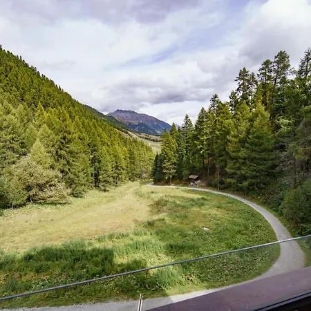 Luxury Mountain With Private Sauna And Underground Parking