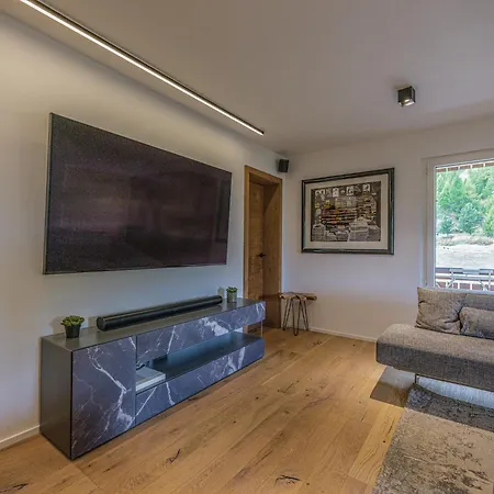 Luxury Mountain With Private Sauna And Underground Parking Appartement *