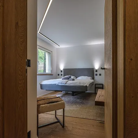 Luxury Mountain With Private Sauna And Underground Parking 세인트모리츠