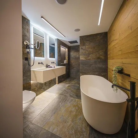 Appartement Luxury Mountain With Private Sauna And Underground Parking *