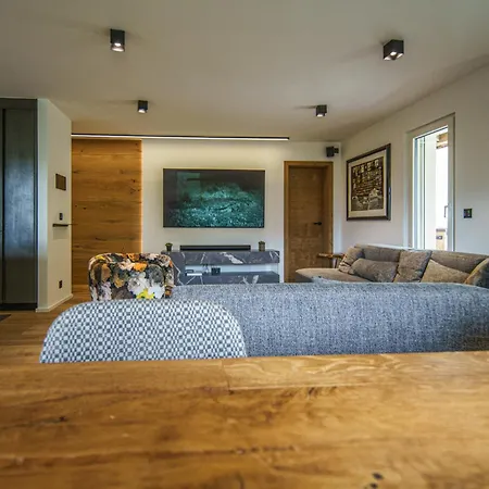 Luxury Mountain With Private Sauna And Underground Parking Sankt Moritz