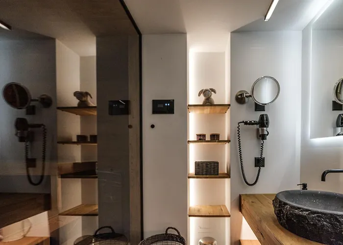 Luxury Mountain With Private Sauna And Underground Parking 公寓