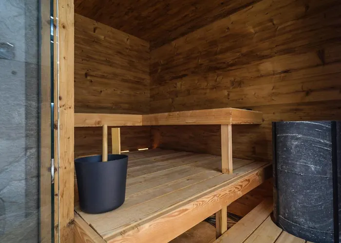 Luxury Mountain With Private Sauna And Underground Parking