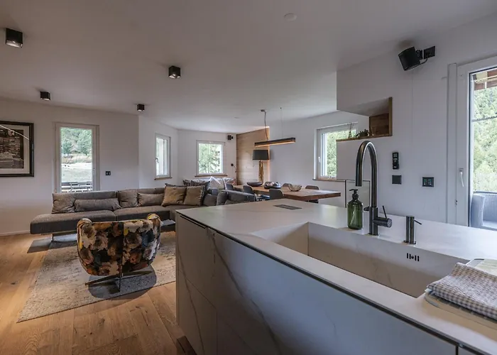 Luxury Mountain With Private Sauna And Underground Parking Apartament