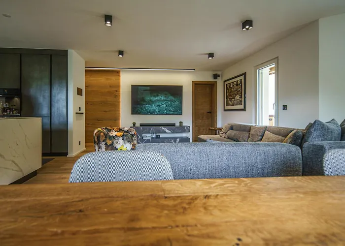 Luxury Mountain With Private Sauna And Underground Parking Sankt Moritz