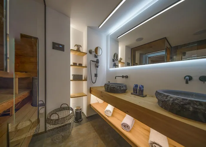 Luxury Mountain With Private Sauna And Underground Parking Appartement